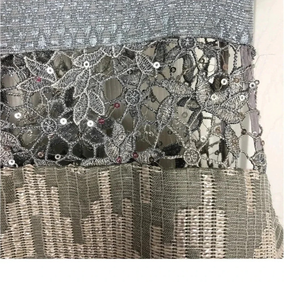 Kay Unger Striped Media dress size 10 subtle sequins - Picture 6 of 6